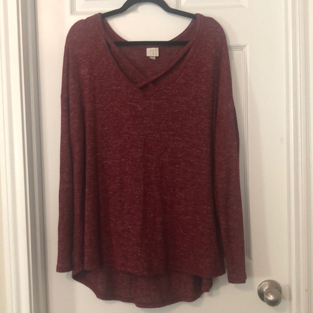 maroon/burgundy light sweater